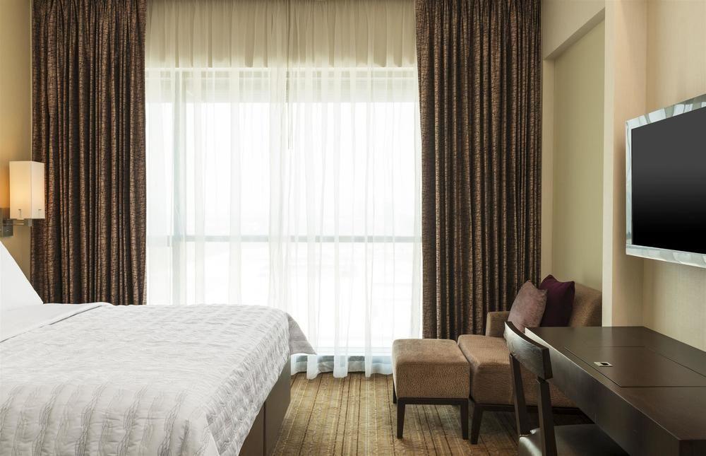 Le Méridien City Centre Bahrain Manama Extérieur photo A bedroom at the Residence Inn