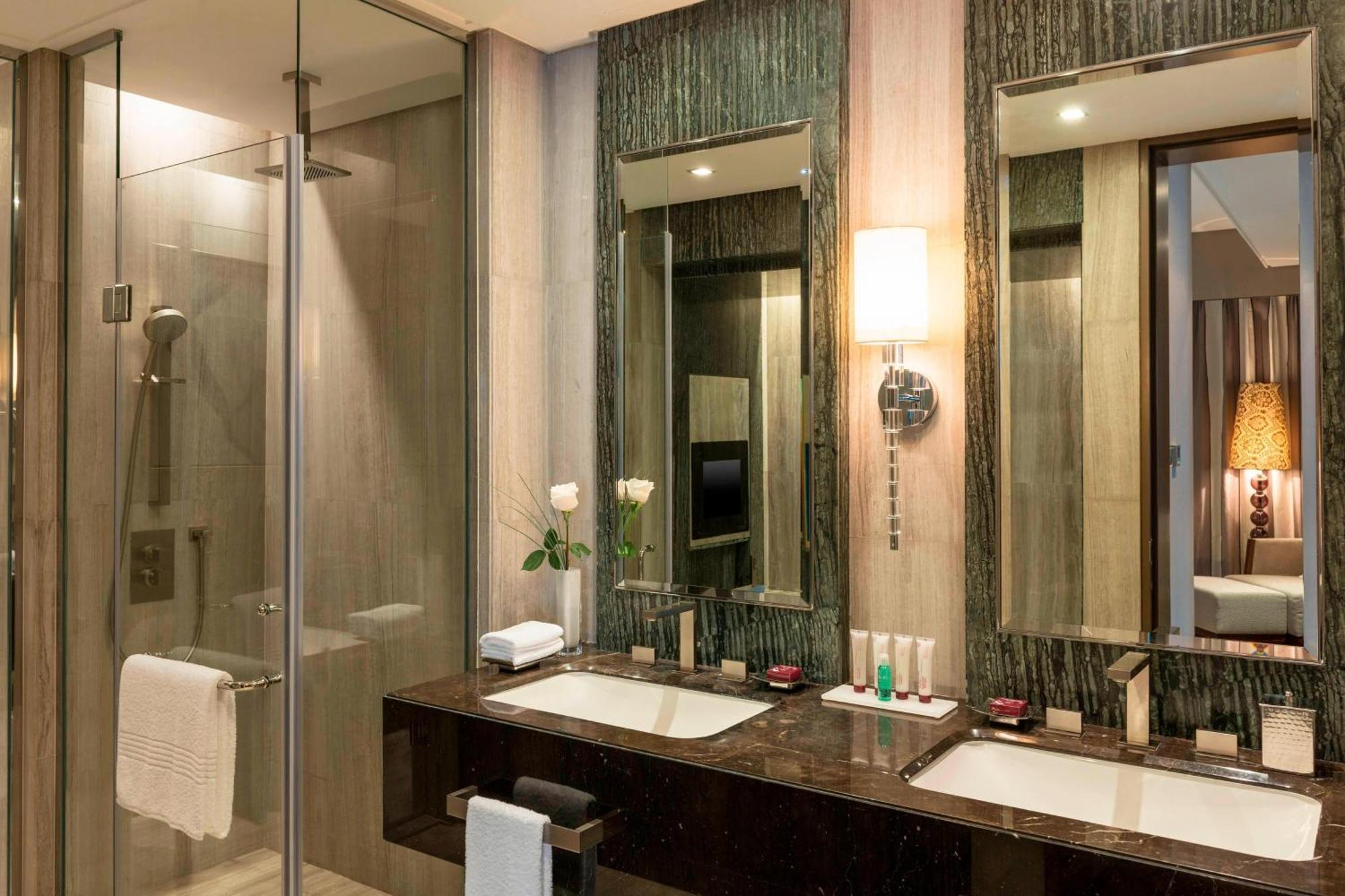 Le Méridien City Centre Bahrain Manama Extérieur photo Bathroom