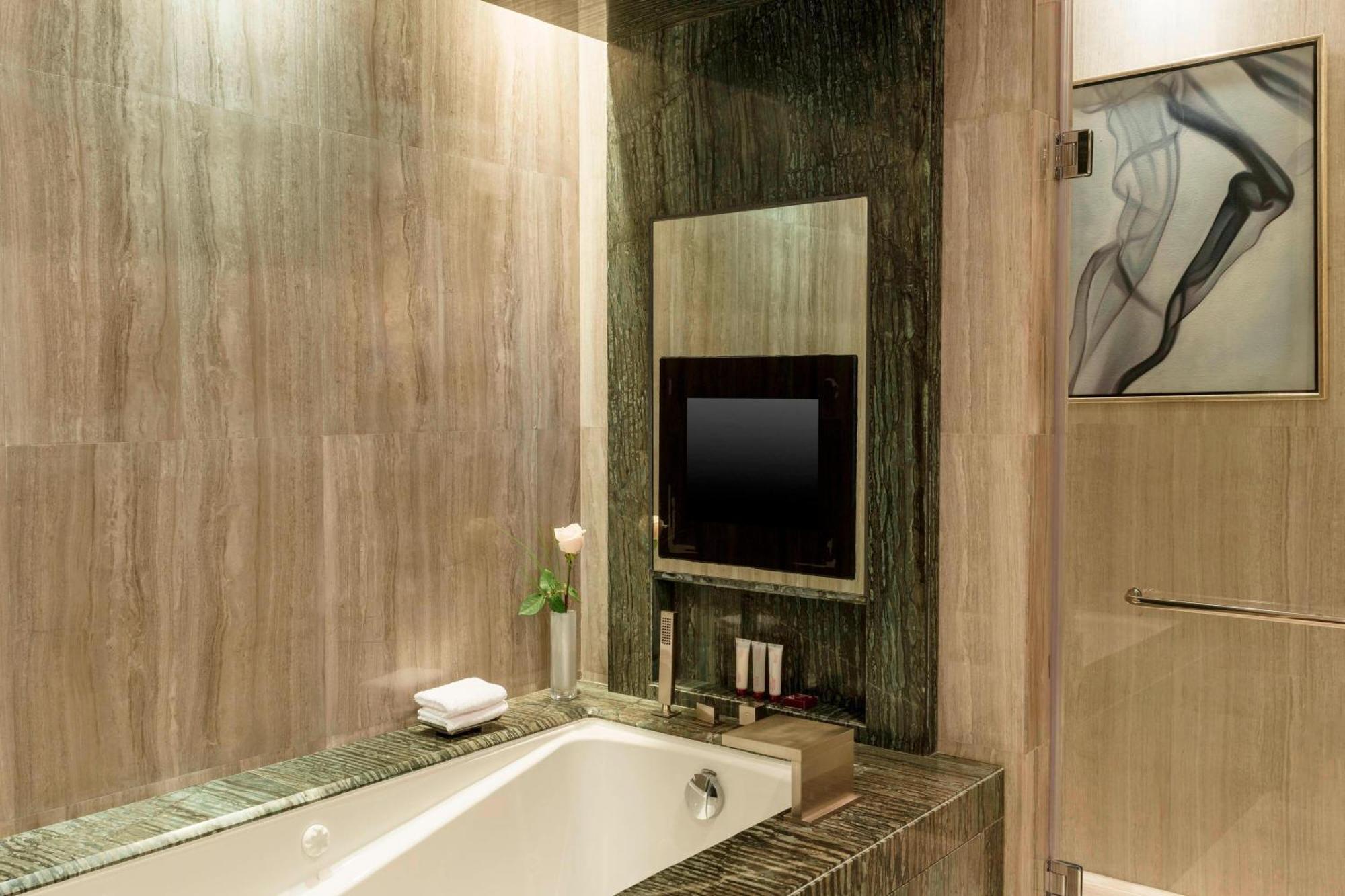 Le Méridien City Centre Bahrain Manama Extérieur photo Bathroom