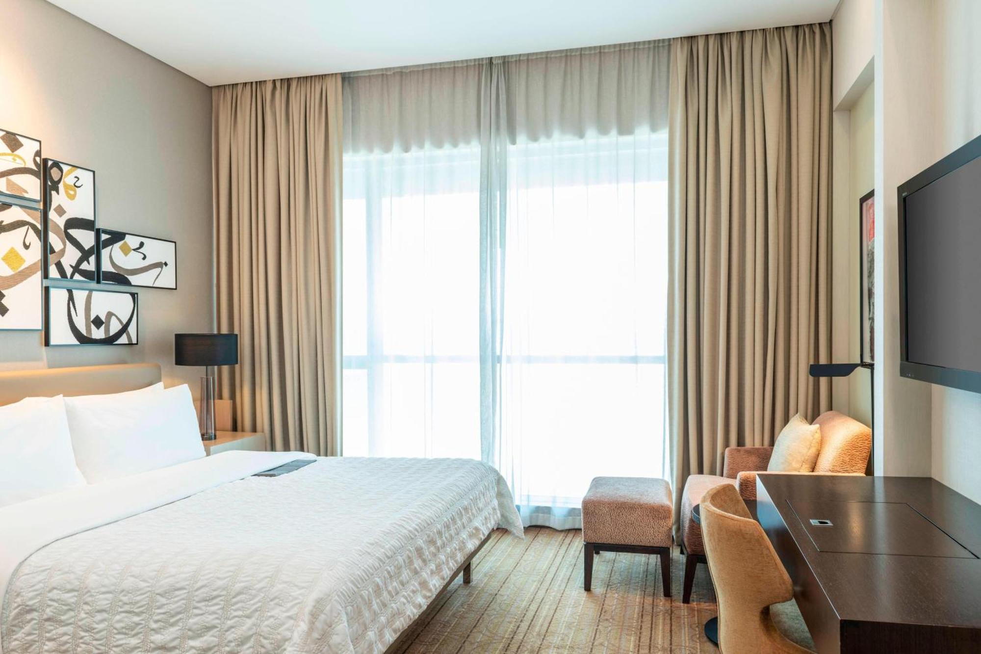 Le Méridien City Centre Bahrain Manama Extérieur photo A bedroom at the hotel